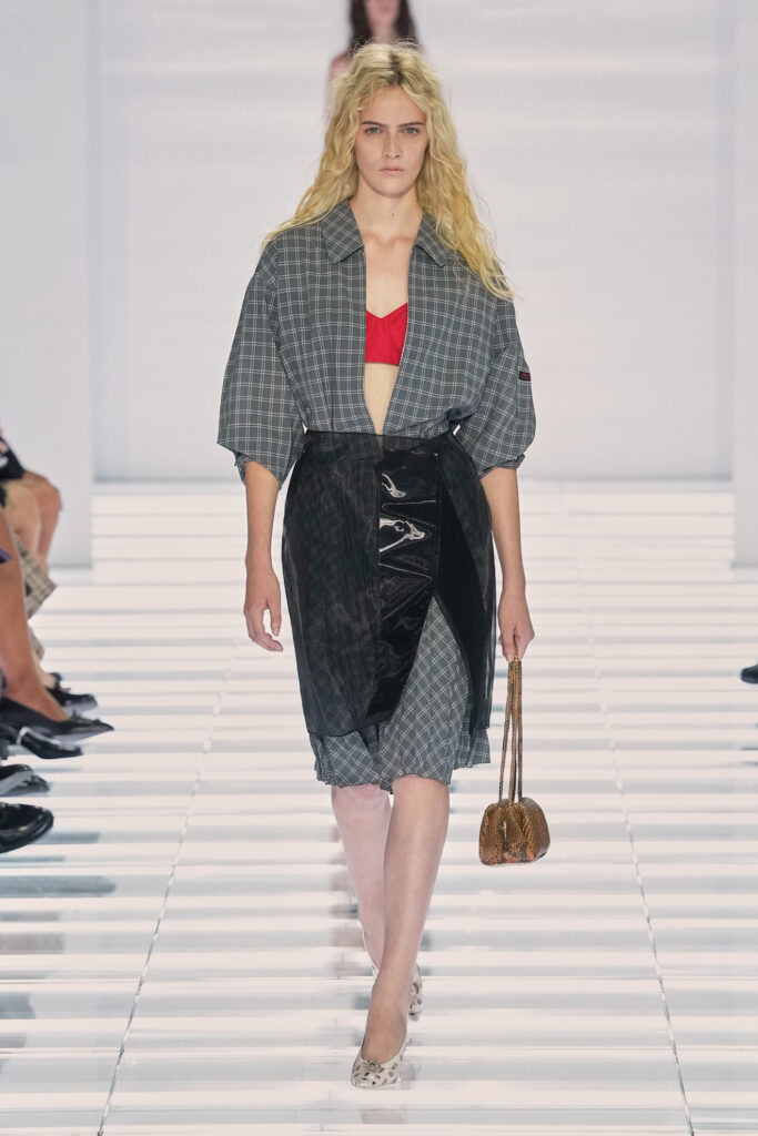 Prada SS27 elle29