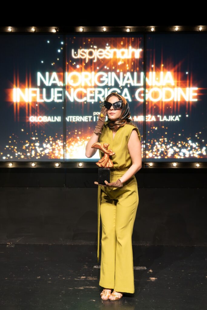 Predstava Uspješna.hr elle1