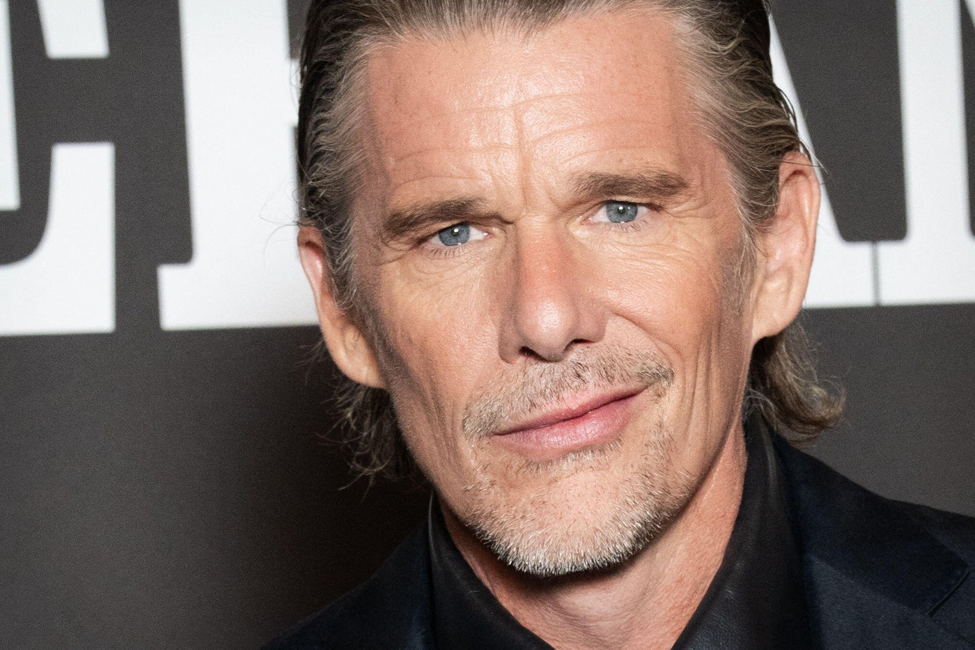 Paris, France. 07th Sep, 2026. US actor Ethan Hawke attends ‘Les Contrebandiers’ (The Weight) photocall film premiere at the Pathe Palace Cinema on September 7, 2026 in Paris, France. Photo by Alexis Jumeau/ABACAPRESS.COM Credit: Abaca Press/Alamy Live Ne