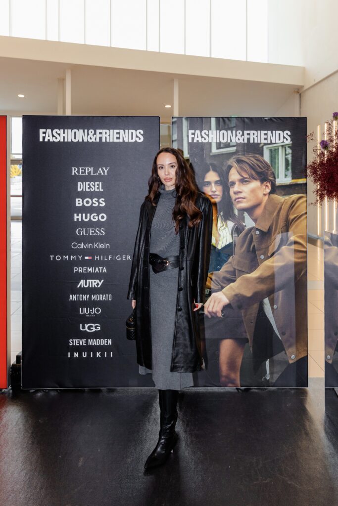 Elle26