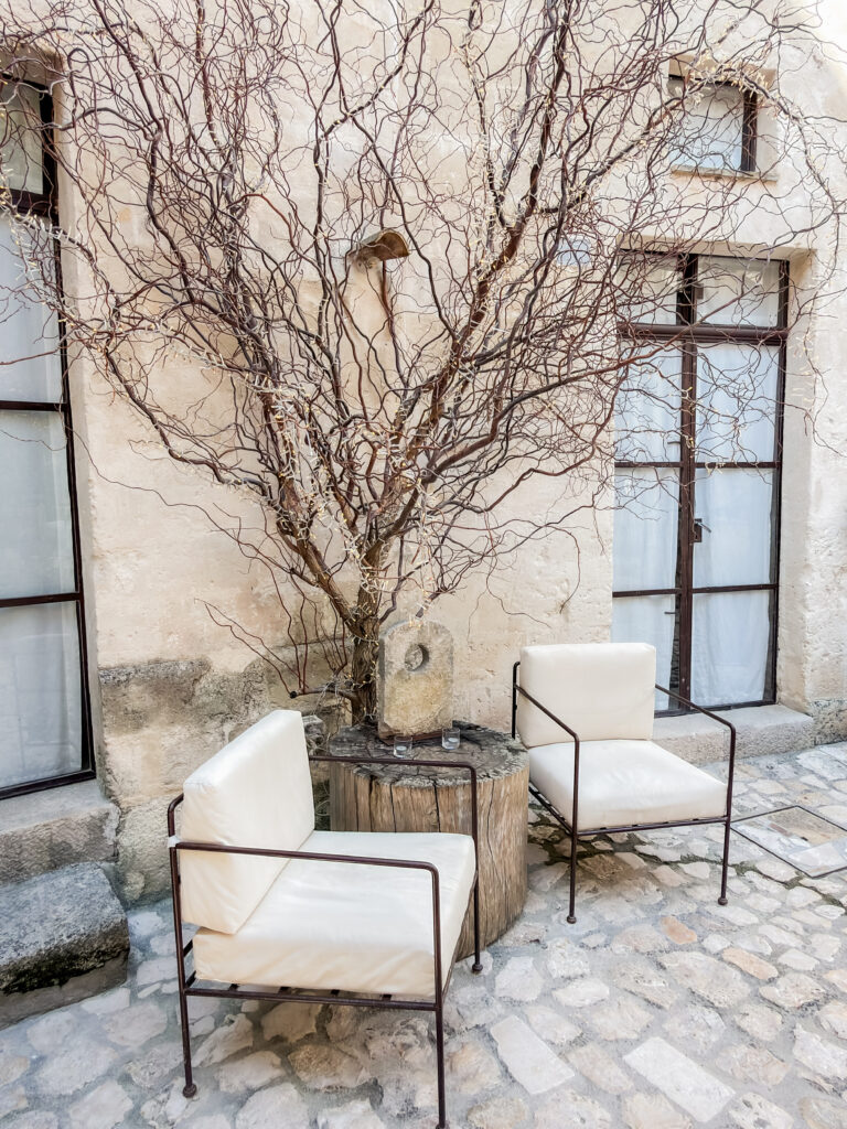 Je li ovo najromantičniji hotel u Italiji? Zavirite u luksuzne špilje Matere i hotel Corte San Pietro