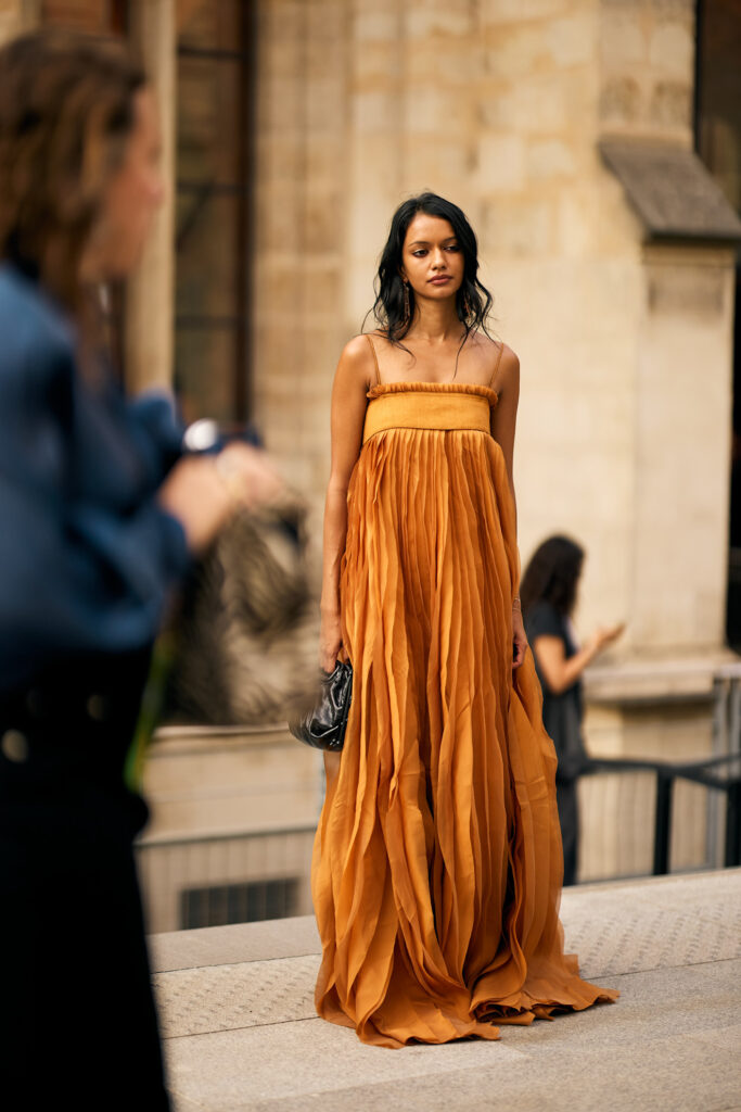 Što obući za jesensko vjenčanje? Zara, Mango i Massimo Dutti imaju odličan izbor haljina