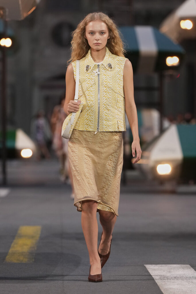 Vuitton S27 019