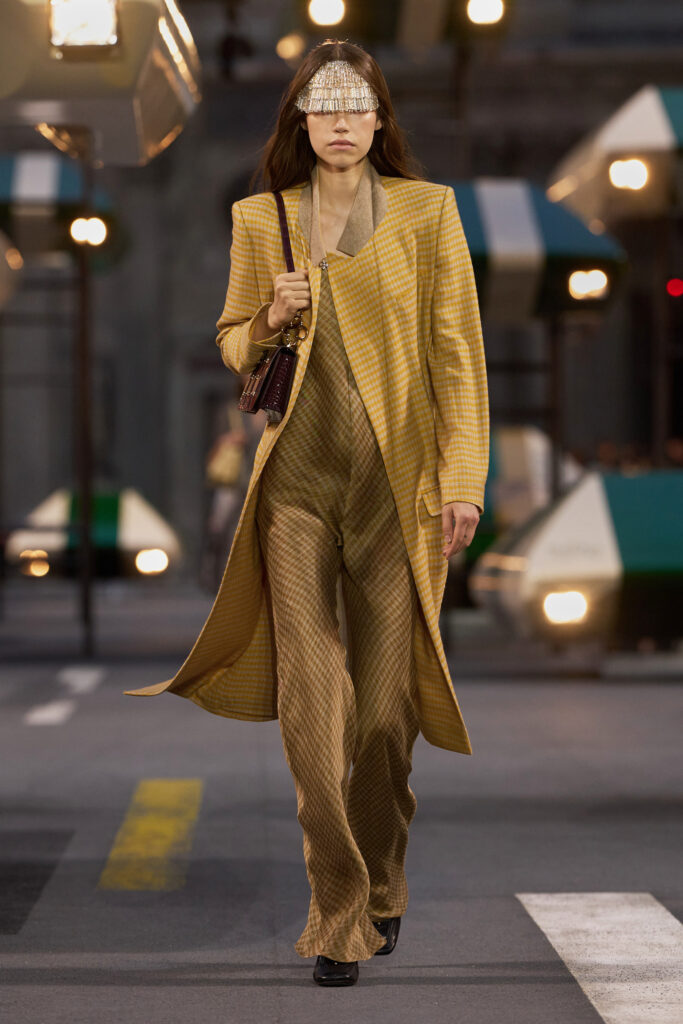 Vuitton S27 034