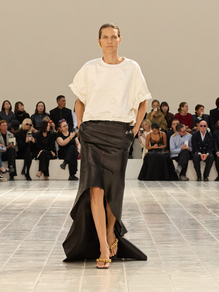 balenciaga elle