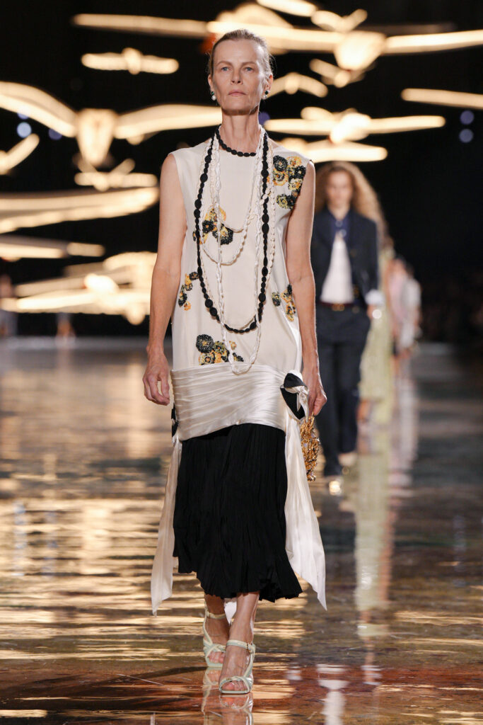 chanel elle24