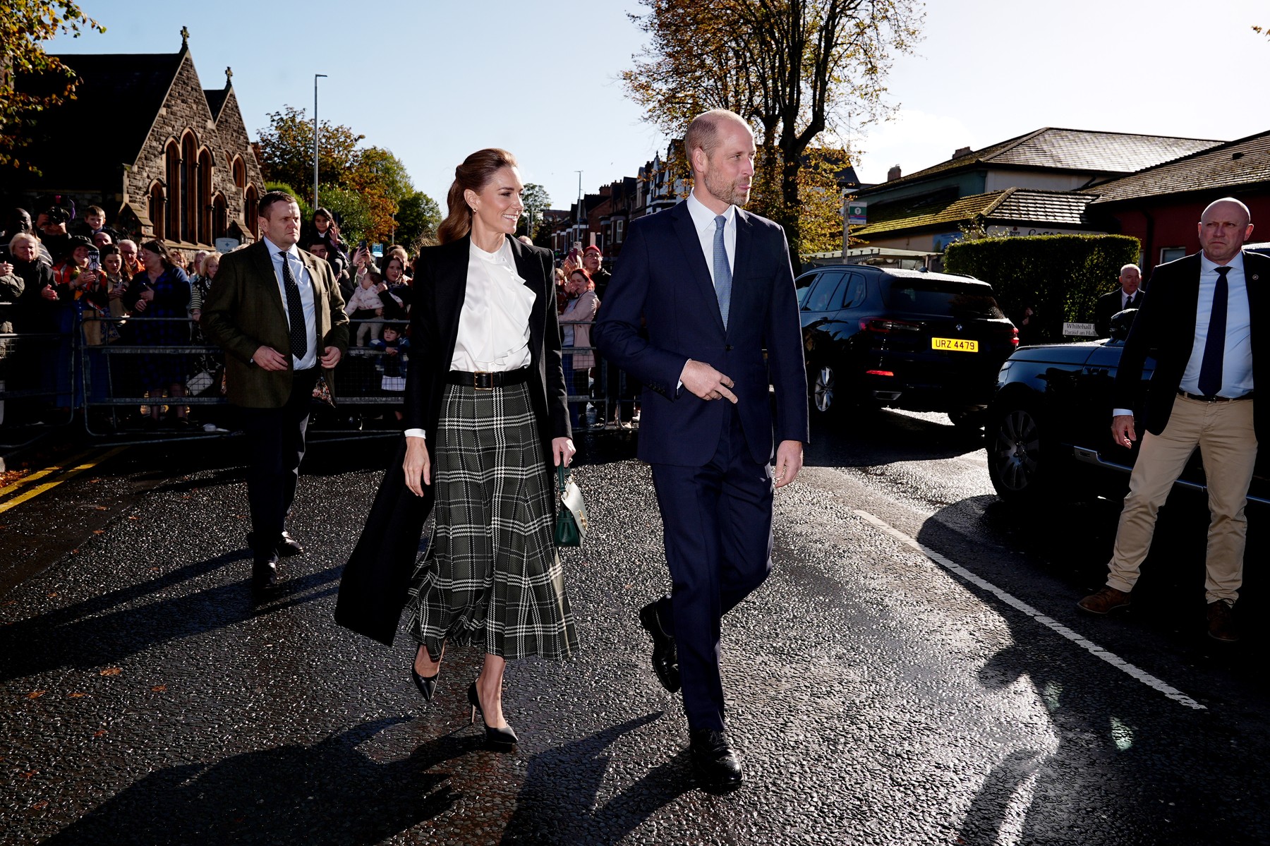 Kate Middleton obožava karirane suknje, a i mi: Pronašli smo top 5 modela iz high street ponude