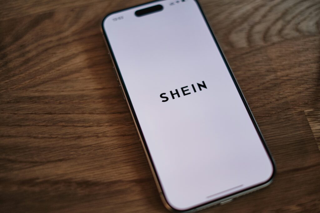 Shein i Temu skuplji od 1. studenoga? Što donosi naknada od 2 eura